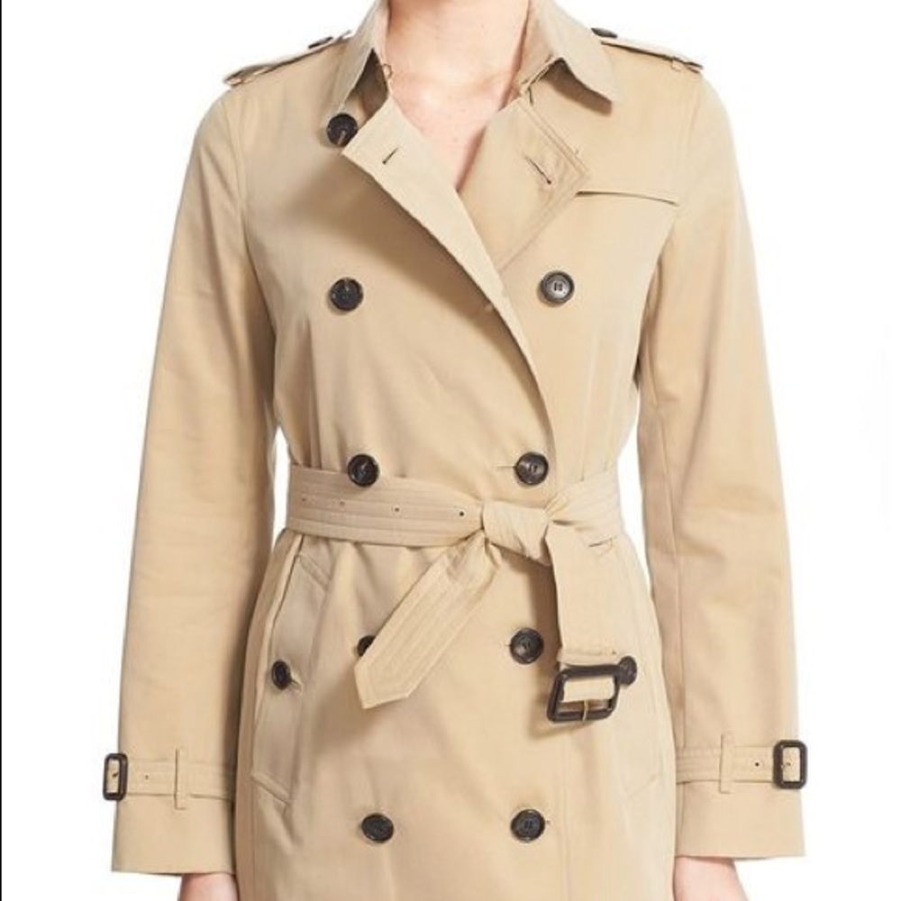 Burberry Classic Lo Trench Coat